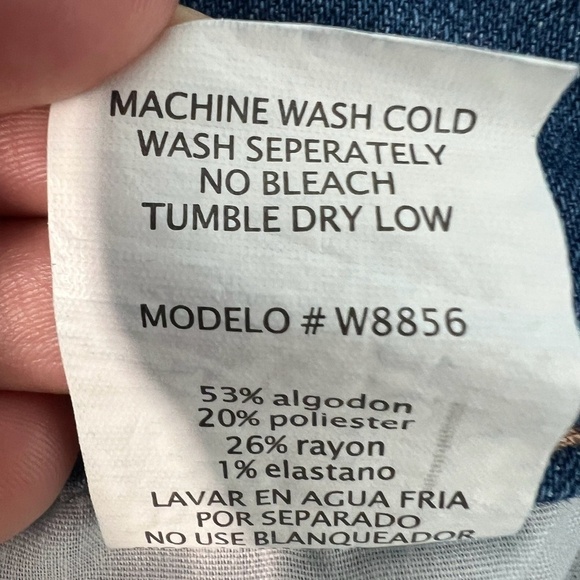 C'est Toi Distressed High Rise 5-Pocket Cut-Off Women's Denim Shorts Size 3XL - Picture 6 of 9